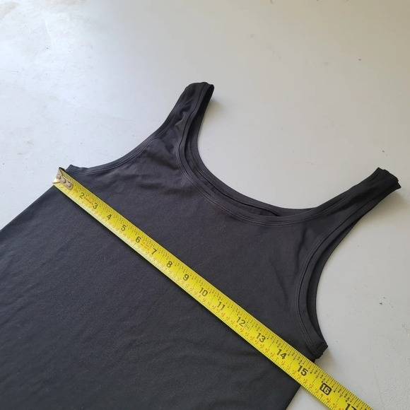Chicos Tank Top Solid Black Sleeveless Nylon/Spand Shirt Chicos Sz 2 2 Womens L - Picture 6 of 7